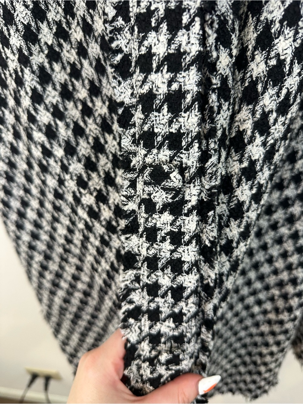 Zara Black and White Houndstooth A-Line Midi Skirt Button Front Size Medium - Picture 5 of 7